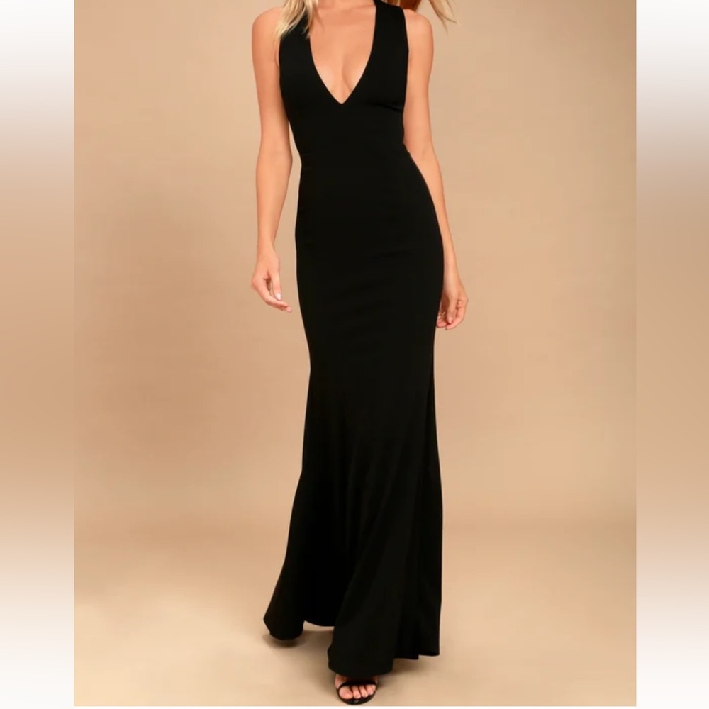 Heaven and Earth Black Maxi Dress